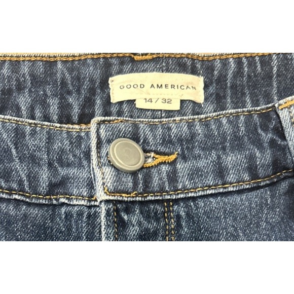 GOOD AMERICAN‎ Womens Denim Shorts Raw Edge 14/32 Booty - Picture 2 of 4